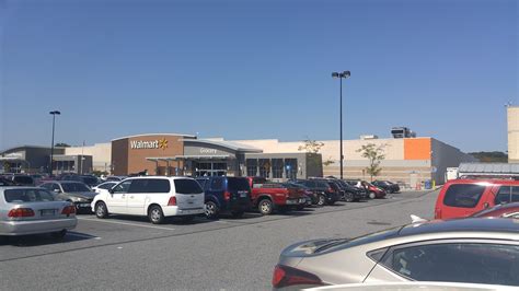 Man Killed In Walmart Parking Lot Shooting At Golden Ring Shopping Center, Police Say. December 13, 2020 / 10:32 PM / CBS Baltimore ROSSVILLE, MD. (WJZ ...